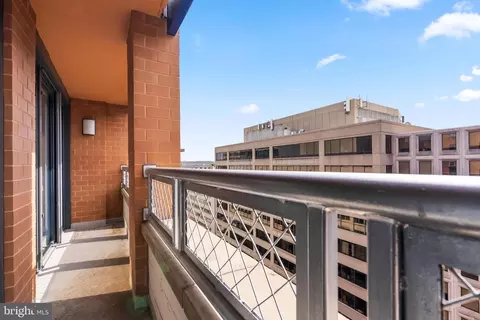 631 D St NW #1129, Washington, DC 20004 photo 27
