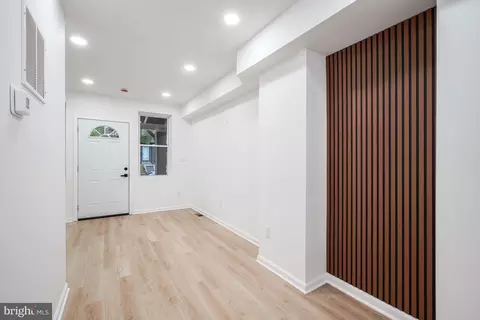 Entry Way - 1721 L St NE, Washington, DC 20002 photo 6 of 11