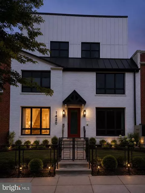 1420 Staples St NE #1, Washington, DC 20002