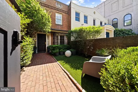 Exterior - 2118 S Street St NW, Washington, DC 20008 photo 2 of 7