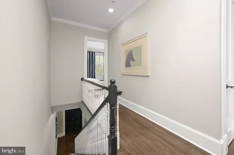 Entry Way - 419 G St SE, Washington, DC 20003 photo 5 of 8