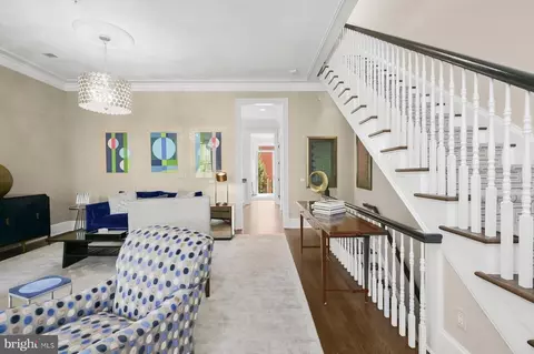 Entry Way - 419 G St SE, Washington, DC 20003 photo 3 of 8
