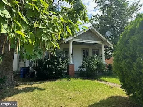 4854 Brooks St NE, Washington, DC 20019