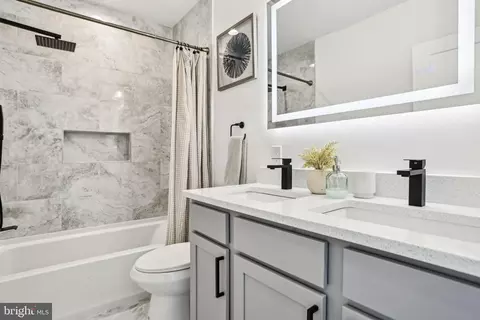 Bath - 322 56th St NE, Washington, DC 20019 photo 1 of 4