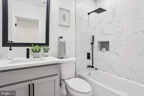 Bath - 322 56th St NE, Washington, DC 20019 photo 4 of 4