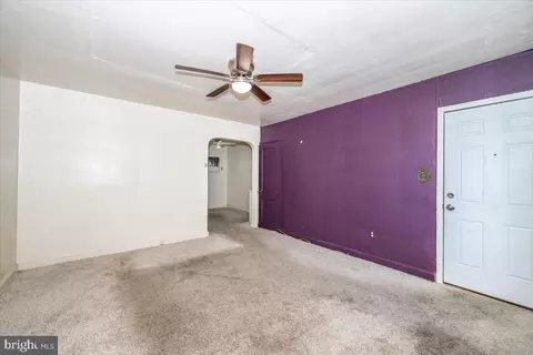 Living - 1010-1012 16th St NE, Washington, DC 20002 photo 4 of 5