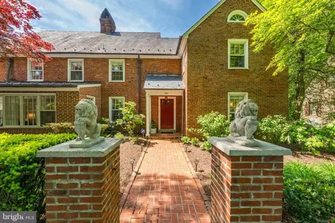 1702 Kalmia Rd NW, Washington, DC 20012