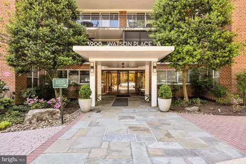 3900 Watson Pl NW #A-8B, Washington, DC 20016