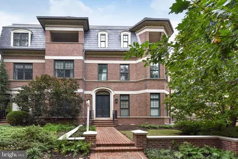 2733 Cathedral Ave NW, Washington, DC 20008