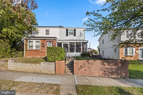 805 50th Pl NE, Washington, DC 20019
