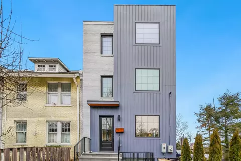3554 T St NW, Washington, DC 20007