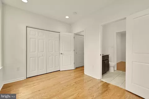Bedroom - 760 Gresham Pl NW, Washington, DC 20001 photo 12 of 14