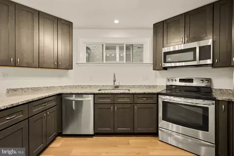 Kitchen - 760 Gresham Pl NW, Washington, DC 20001 photo 6 of 8