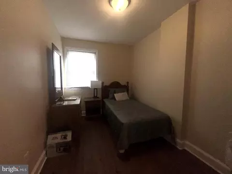 Bedroom - 439 21st St NE, Washington, DC 20002 photo 4 of 4