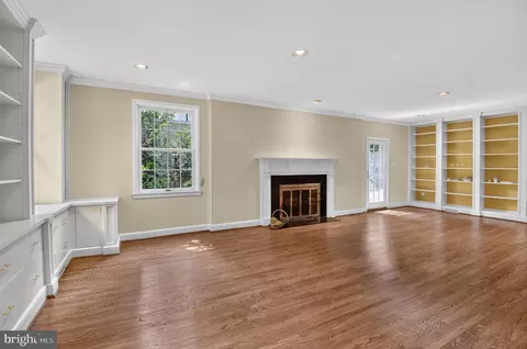 Living - 2260 48th St NW, Washington, DC 20007 photo 5 of 7
