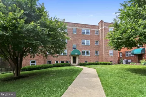 1627 Massachusetts Ave SE #T1, Washington, DC 20003