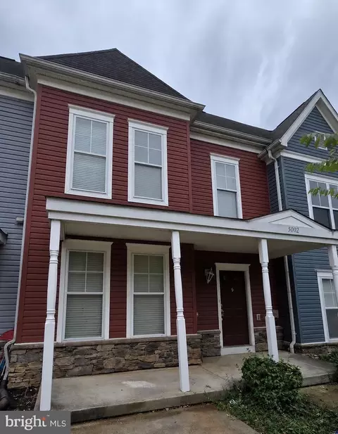 5002 Kimi Gray Ct SE, Washington, DC 20019