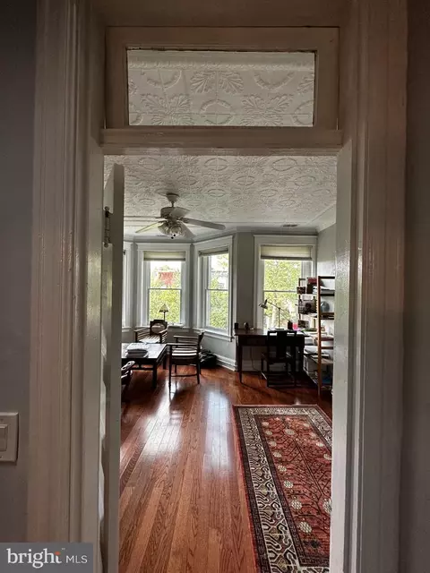 Entry Way - 417 G St NE, Washington, DC 20002 photo 7 of 8