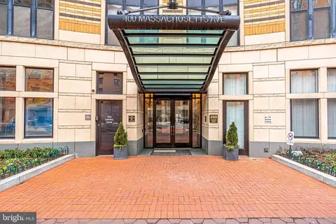 400 Massachusetts Ave NW #803, Washington, DC 20001