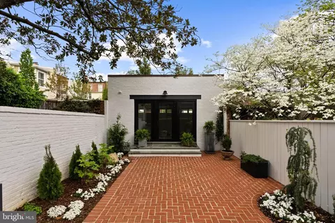 3255 O St NW, Washington, DC 20007 photo 9