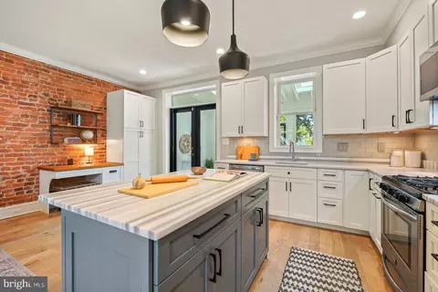 Kitchen - 822 11th St NE, Washington, DC 20002 photo 2 of 3