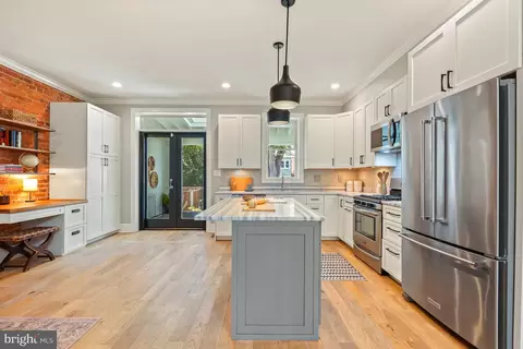 Other - 822 11th St NE, Washington, DC 20002 photo 4 of 6