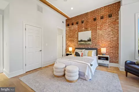 Bedroom - 822 11th St NE, Washington, DC 20002 photo 3 of 12