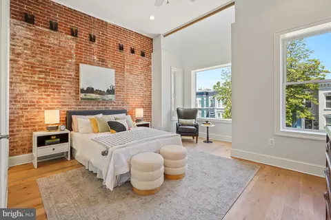 Bedroom - 822 11th St NE, Washington, DC 20002 photo 1 of 12