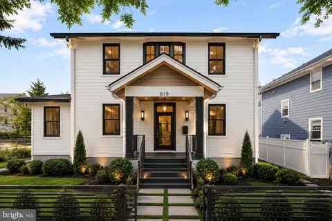 819 Quintana Pl NW, Washington, DC 20011