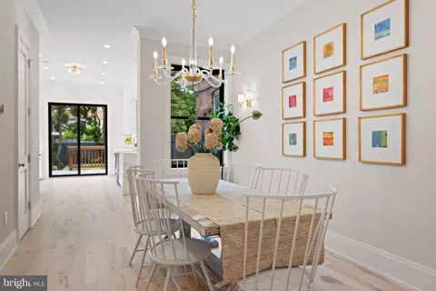 Dining - 324 5th St SE, Washington, DC 20003 photo 2 of 3