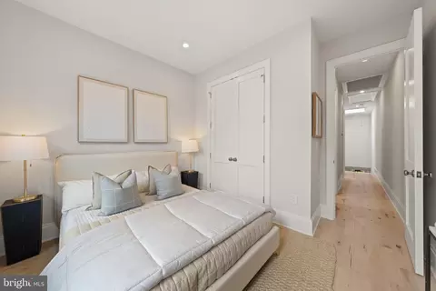 Bedroom - 324 5th St SE, Washington, DC 20003 photo 6 of 10