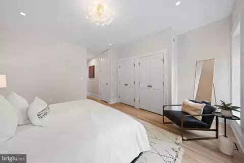 Bedroom - 533 6th St SE, Washington, DC 20003 photo 3 of 5
