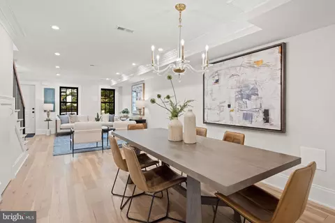 Dining - 533 6th St SE, Washington, DC 20003 photo 2 of 2