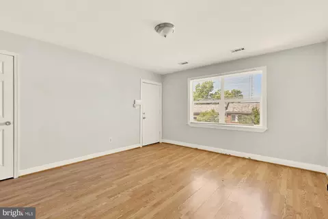 Living - 1227 18th Pl NE, Washington, DC 20002 photo 2 of 3