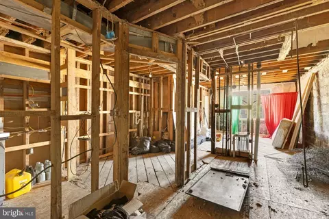 Entry Way - 1227 18th Pl NE, Washington, DC 20002 photo 4 of 4