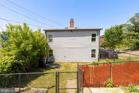 Exterior - 1227 18th Pl NE, Washington, DC 20002 photo 5 of 5