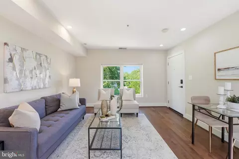 Living - 1917 2nd St NE #301, Washington, DC 20002 photo 2 of 2