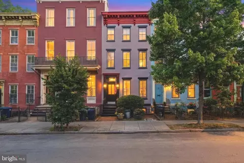 313 C St SE, Washington, DC 20003