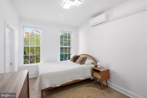 Bedroom - 313 C St SE, Washington, DC 20003 photo 3 of 7