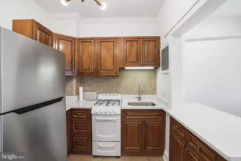 Kitchen - 313 C St SE, Washington, DC 20003 photo 5 of 6