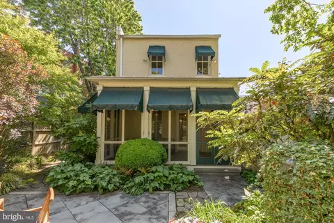 Exterior - 17 5th St SE, Washington, DC 20003 photo 6 of 8