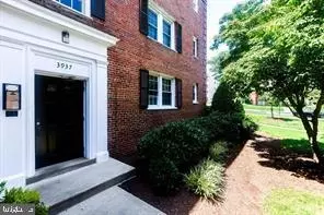 3937 Pennsylvania Ave SE #102, Washington, DC 20020