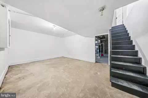 Entry Way - 617 Keefer Pl NW, Washington, DC 20010 photo 5 of 5