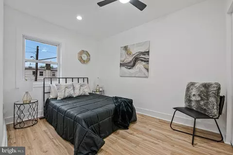 Bedroom - 305 34th Pl NE, Washington, DC 20019 photo 2 of 4