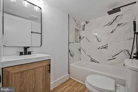 Bath - 305 34th Pl NE, Washington, DC 20019 photo 2 of 2