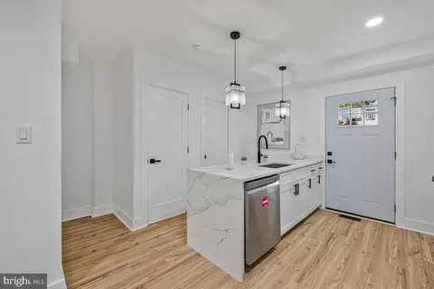 Entry Way - 305 34th Pl NE, Washington, DC 20019 photo 3 of 9