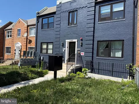 1242 Meigs Pl NE #4, Washington, DC 20002