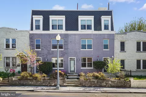 610 Newton Pl NW #4, Washington, DC 20010