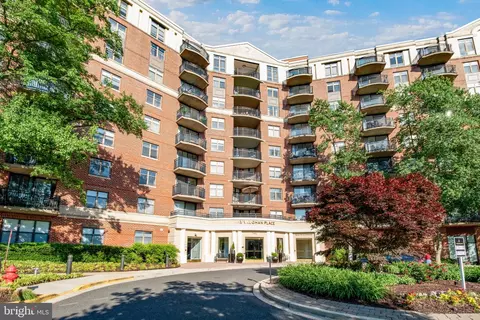 3401 38th St NW #324, Washington, DC 20016