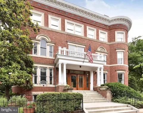1202 E Capitol St NE #1, Washington, DC 20002